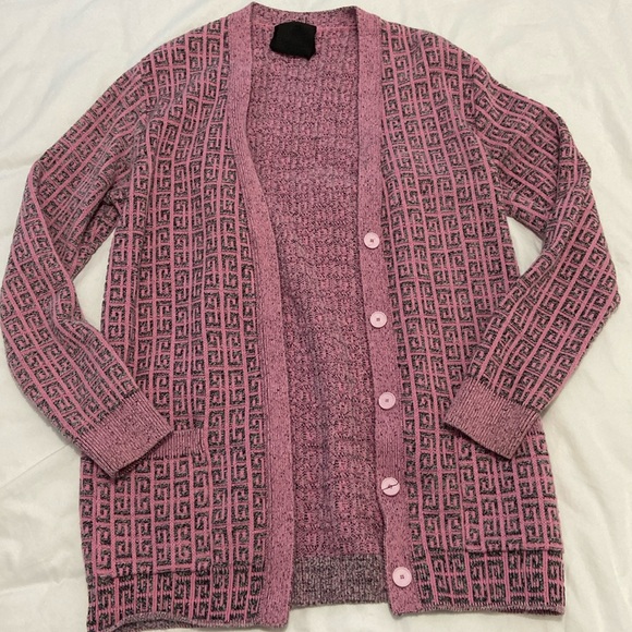 Givenchy Pink 4G Monogram Cardigan Size XS (Small) - Picture 1 of 8